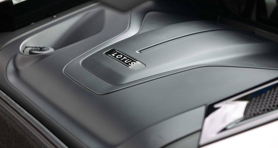 Động Cơ AMG Trên Lotus Emira Có Gì Đặc Biệt? Sự Kết Hợp Hoàn Hảo Giữa Di Sản Anh Quốc và Công Nghệ Đức